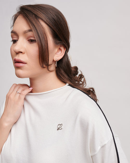 Sweter "L" w paski